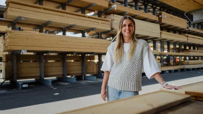 Portret van Michelle Maas, HR manager bij Gooskens Hout