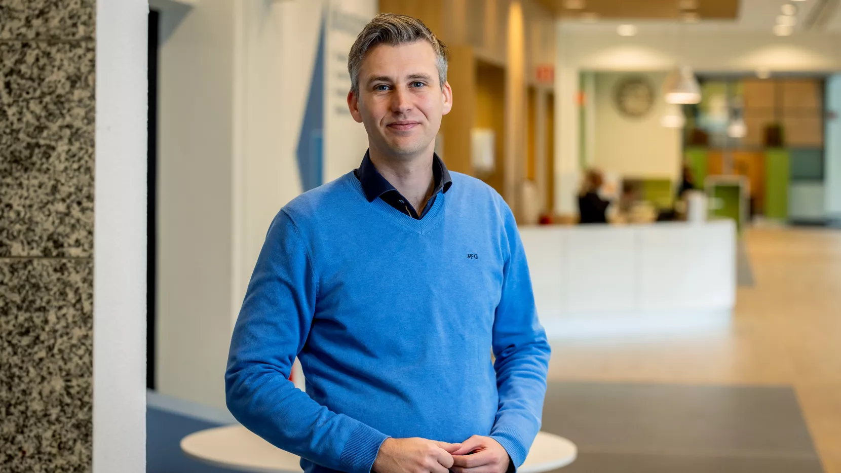 Foto van Kevin De Decker in het UWV gebouw