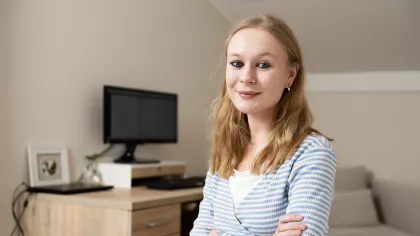 Foto van Vera van Kampen. Vera kan verder groeien dankzij een baan die bij haar past.