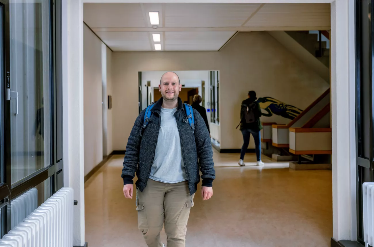 Foto van Gerard aan het werk bij UMCG 