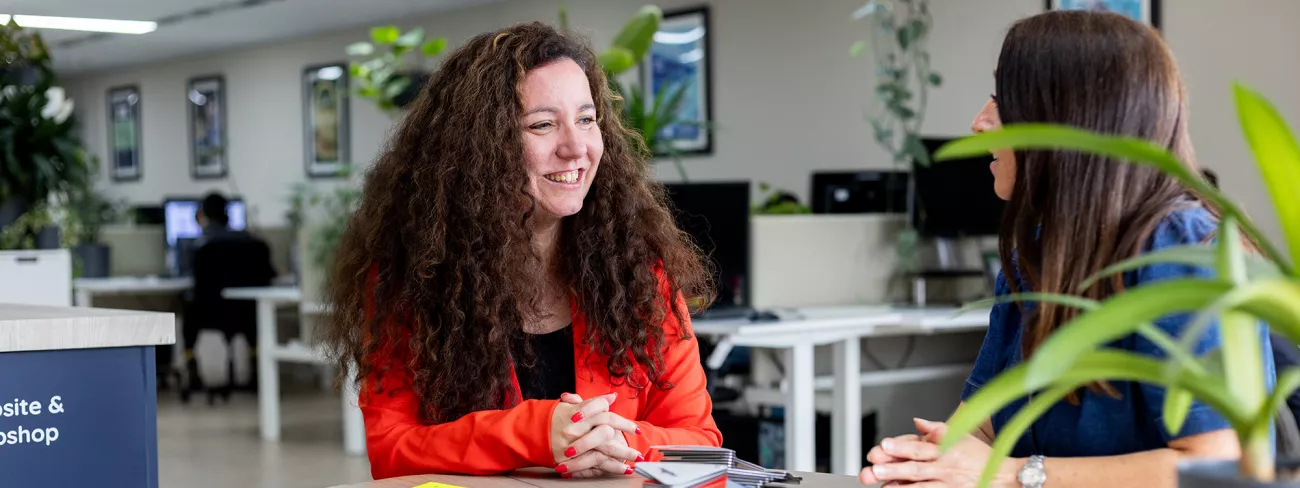 Foto van Nadia aan het werk bij Xtoria