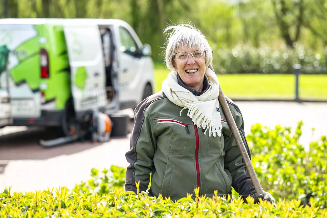 Portret van Janny Smeenge, zij vertelt over haar overstap naar hovenier