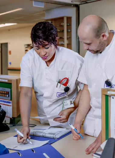 Foto van Gerard, de collega met arbeidsbeperking van Jasmin